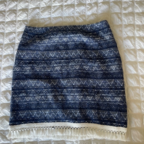 Michael Kors Tweed Blue and White Mini Pencil Skirt - Picture 6 of 9